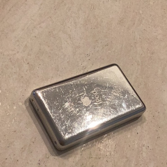 Apple iPod 80gb Classic 5th Generation A1136 Mp3 Player 2006 New Battery Works - Picture 6 of 14